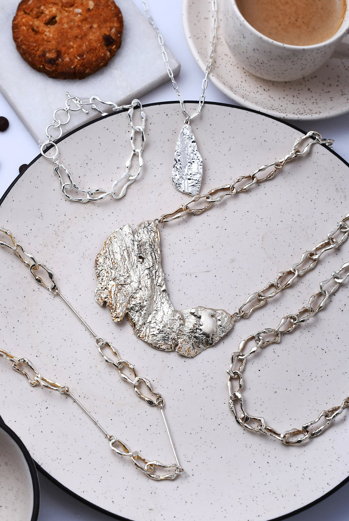 Oak Bark Necklace - CiceroniNecklaceStudio Kassa