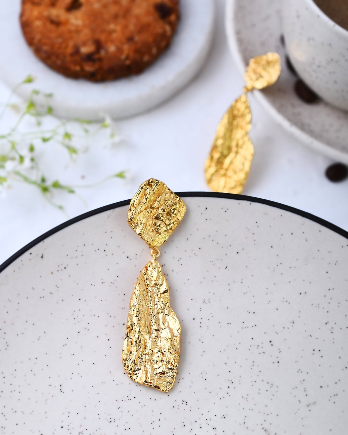 Oak Danglers - CiceroniEarringsStudio Kassa