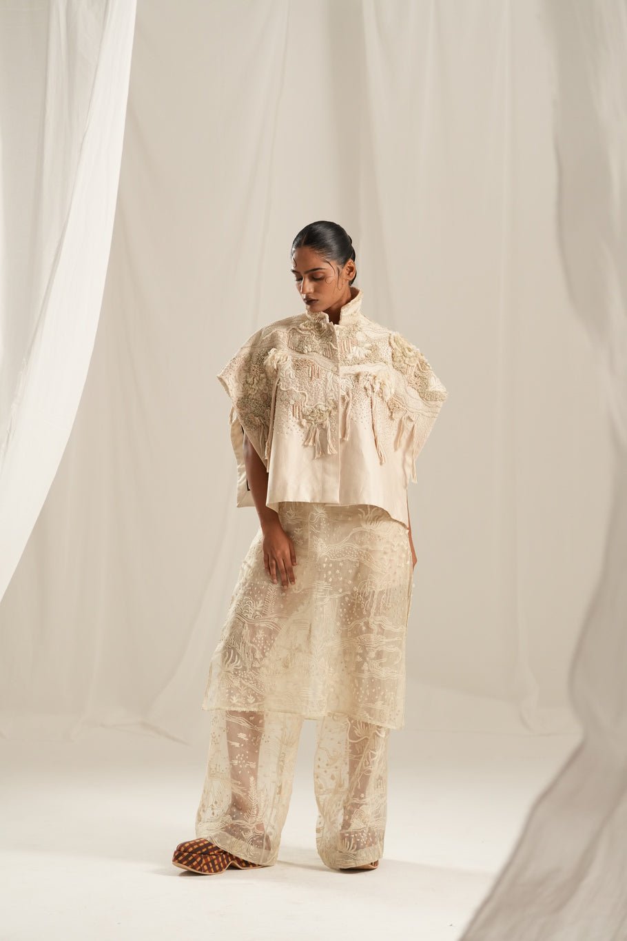 Off White Emb. Jacket - CiceroniJacketsTil