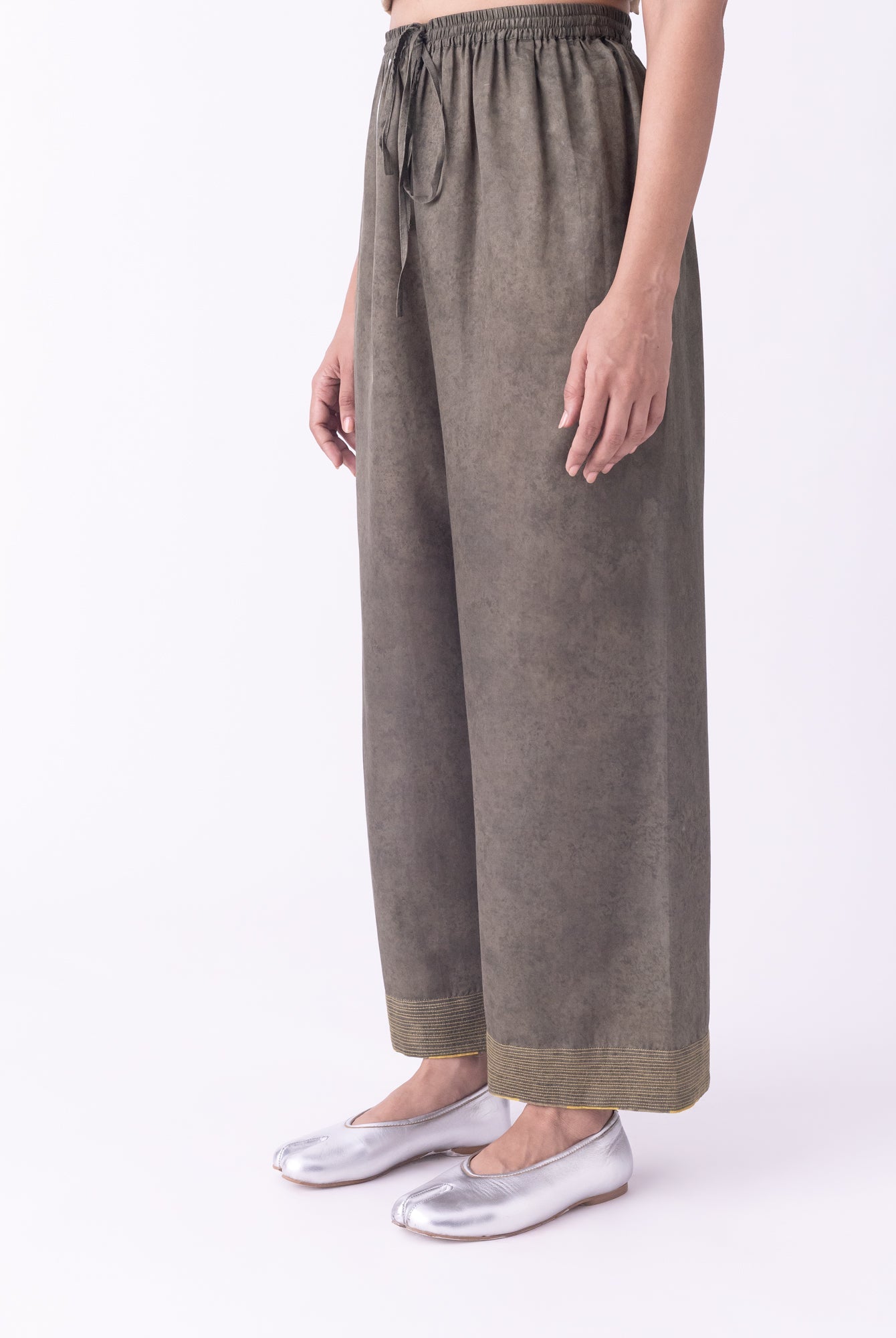 Oliva Pyjama - CiceroniPantsShades of India