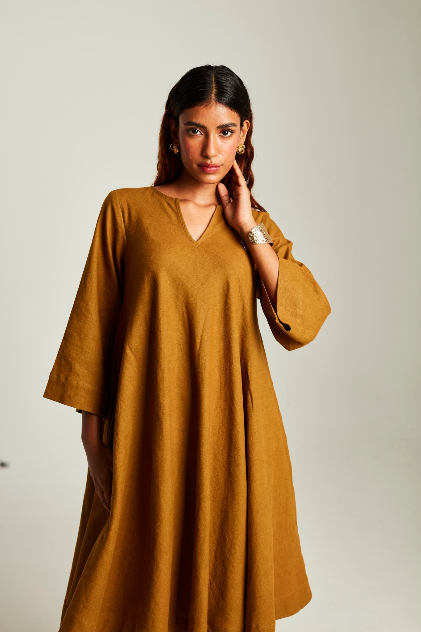 Olive Co - Linen Pheran Kurta Set - CiceroniKurta SetSaphed