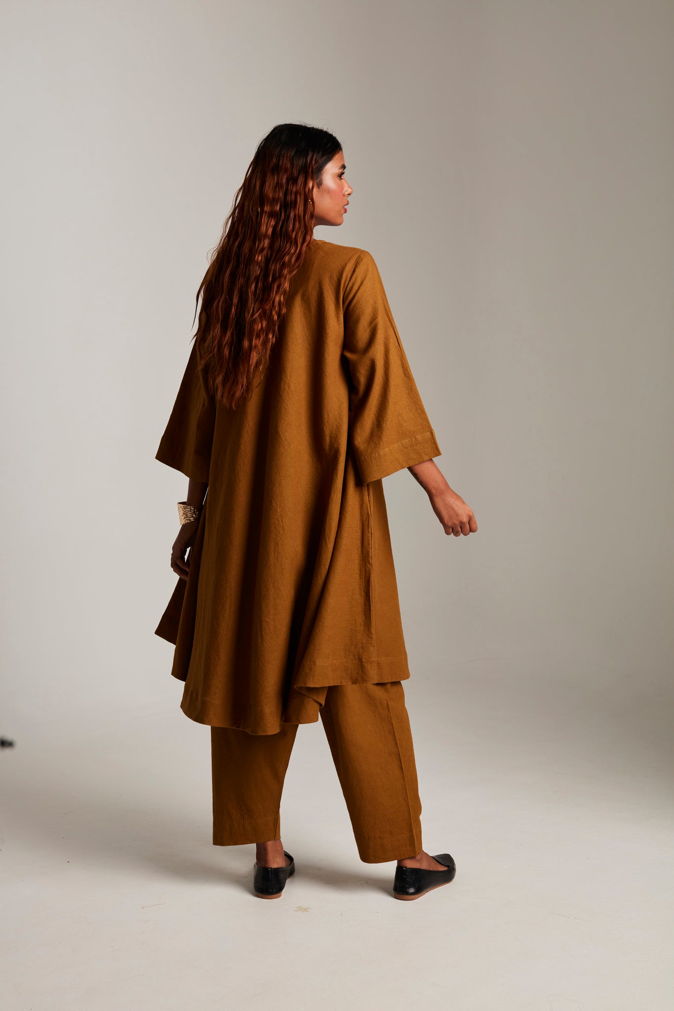 Olive Co - Linen Pheran Kurta Set - CiceroniKurta SetSaphed