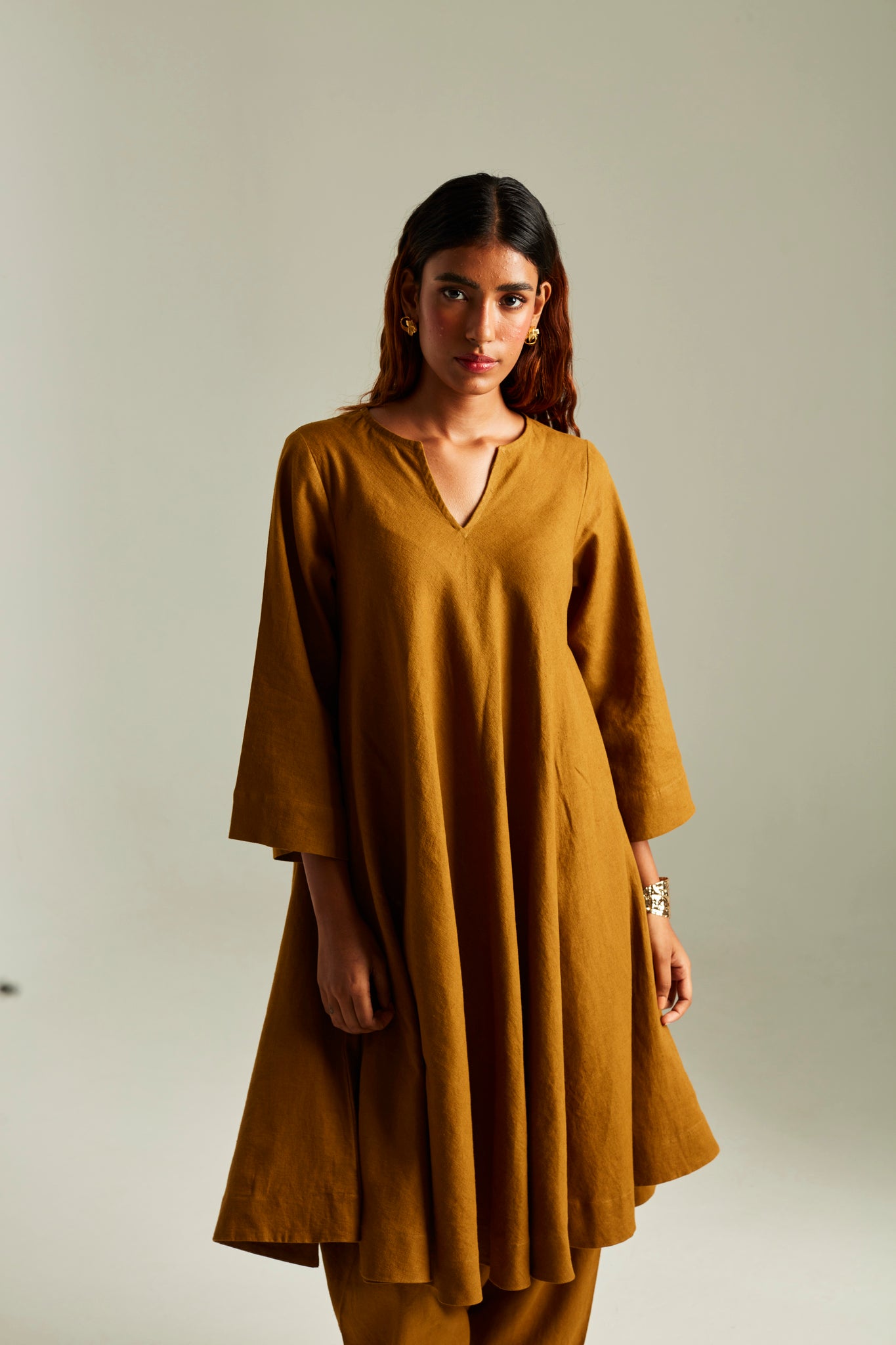 Olive Co - Linen Pheran Kurta Set - CiceroniKurta SetSaphed