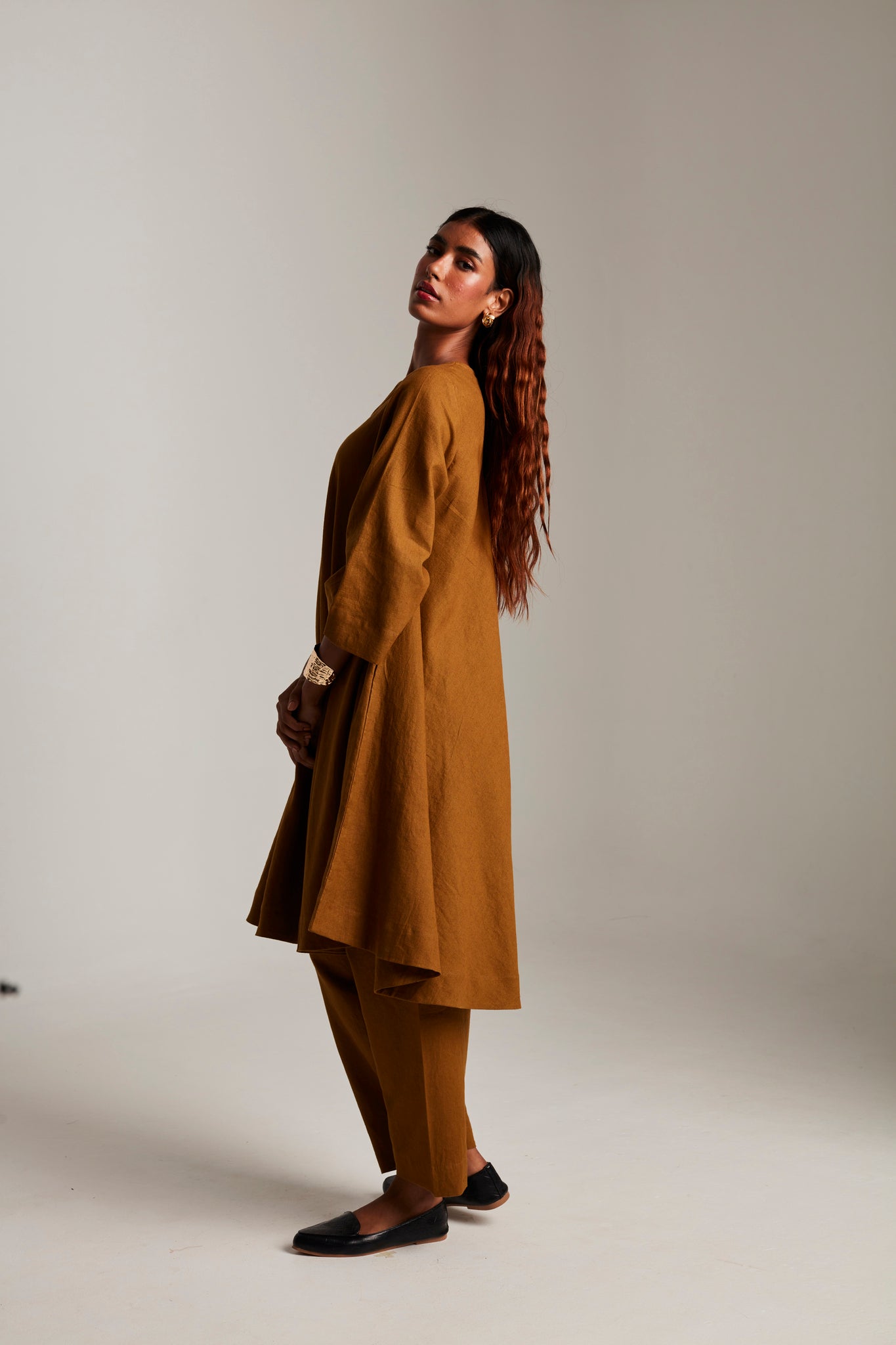 Olive Co - Linen Pheran Kurta Set - CiceroniKurta SetSaphed