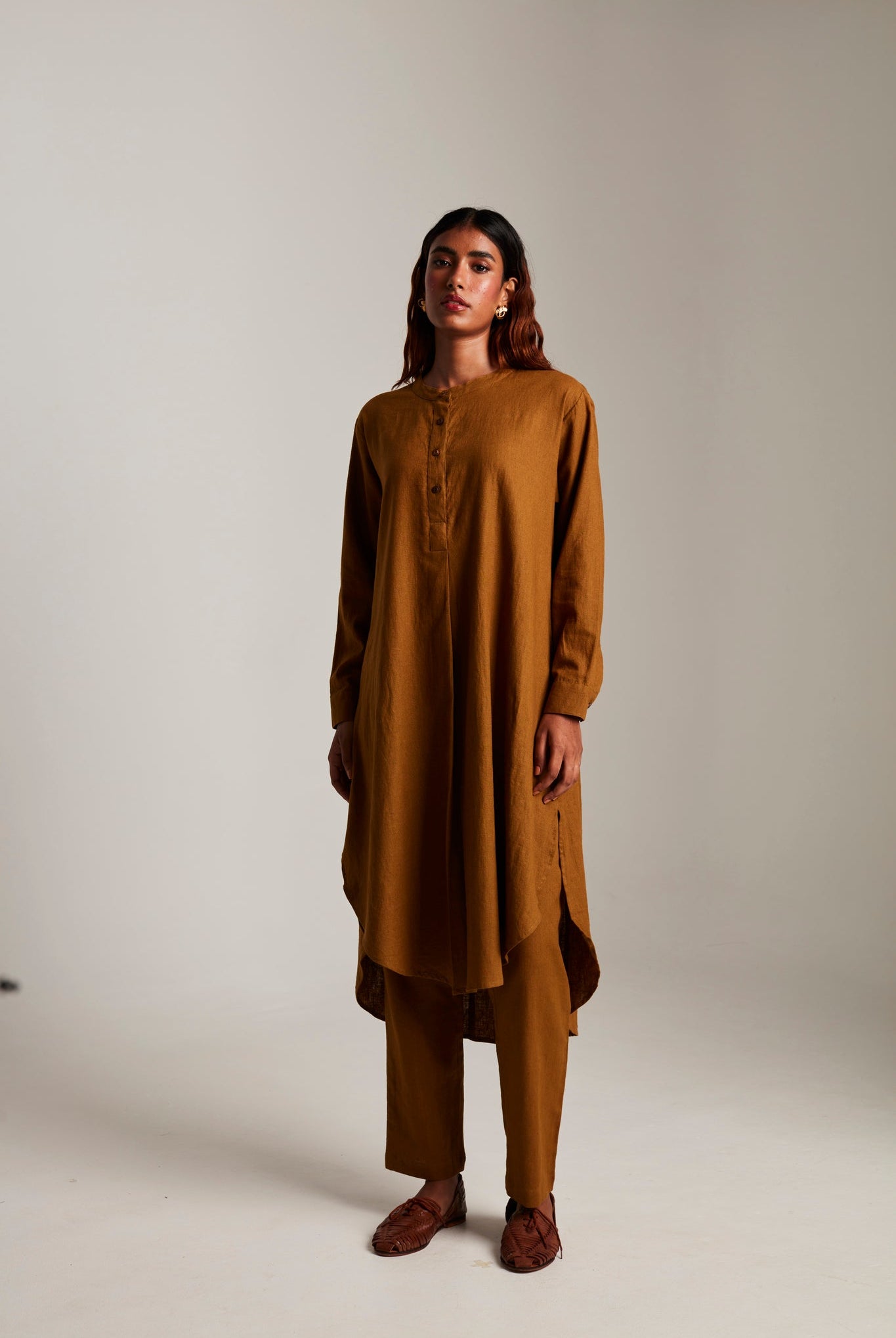 Olive Co - Linen Round Hem Kurta Set - CiceroniKurta SetSaphed