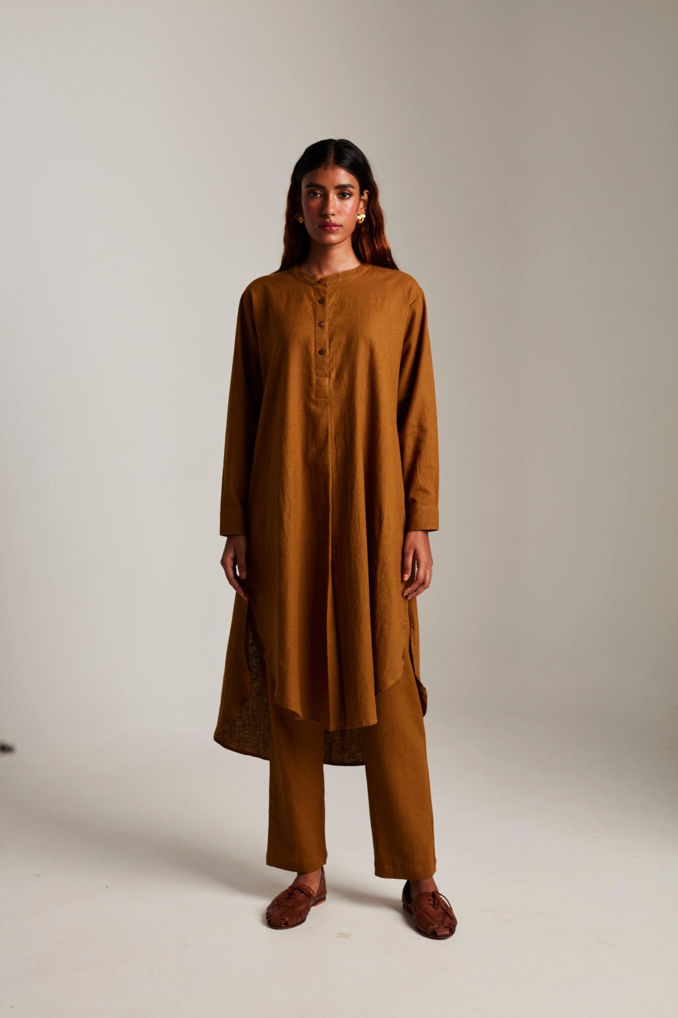 Olive Co - Linen Round Hem Kurta Set - CiceroniKurta SetSaphed