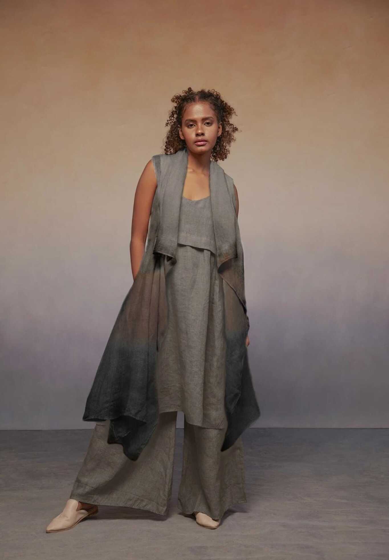 Ombre Kimono - CiceroniKimonoPaeony