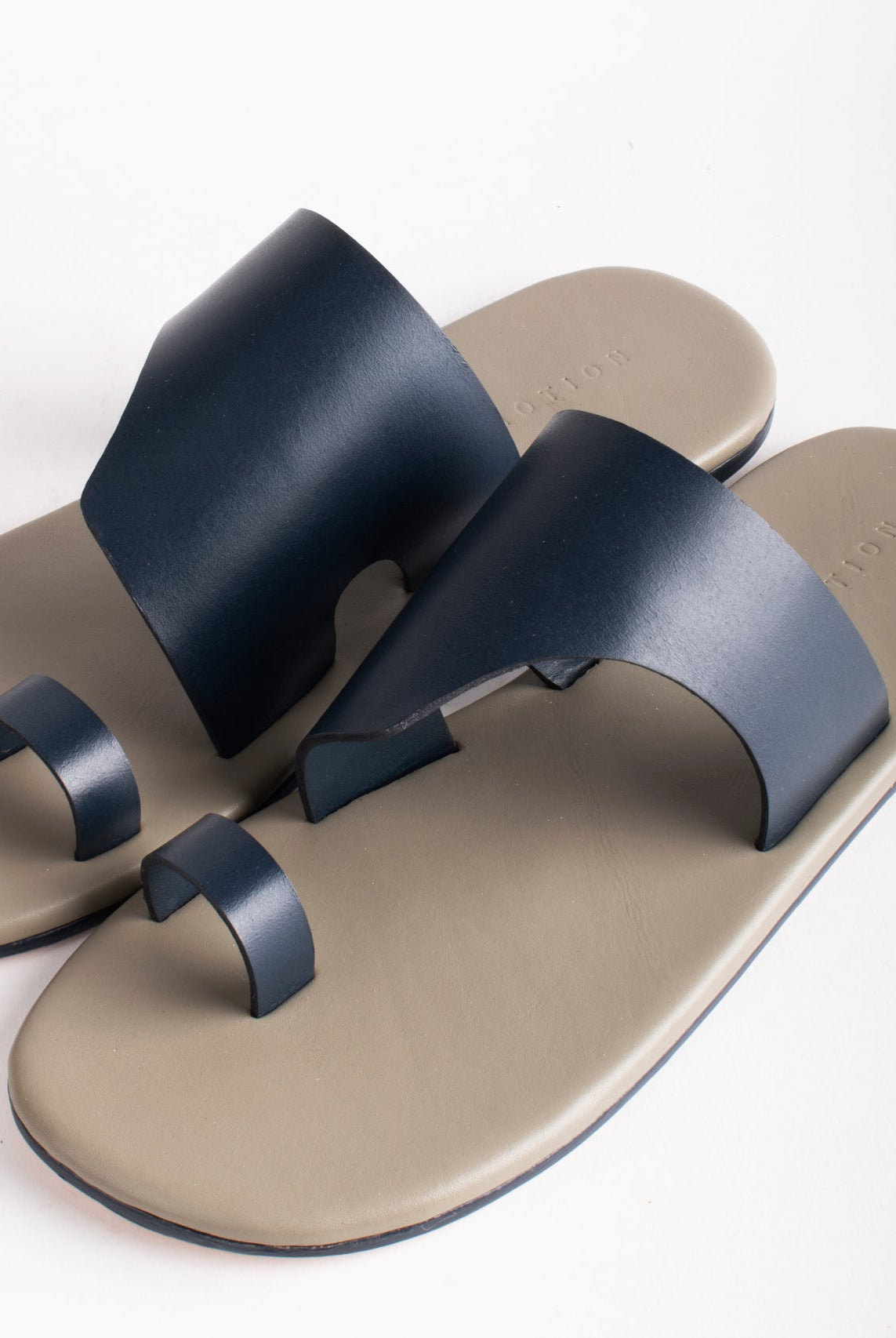 Open Toe Chappals - CiceroniFlatsSlomotion