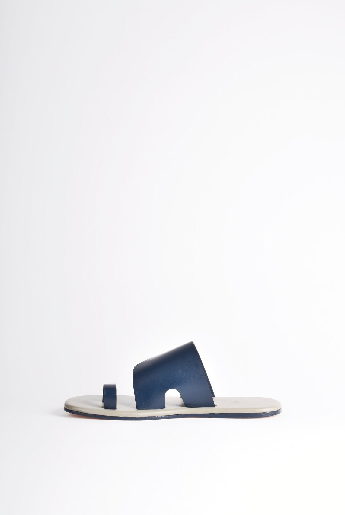 Open Toe Chappals - CiceroniFlatsSlomotion