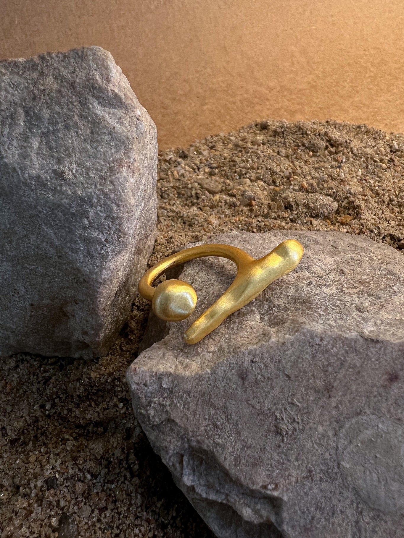 Orbis Ring - CiceroniRingsThe Loom Art