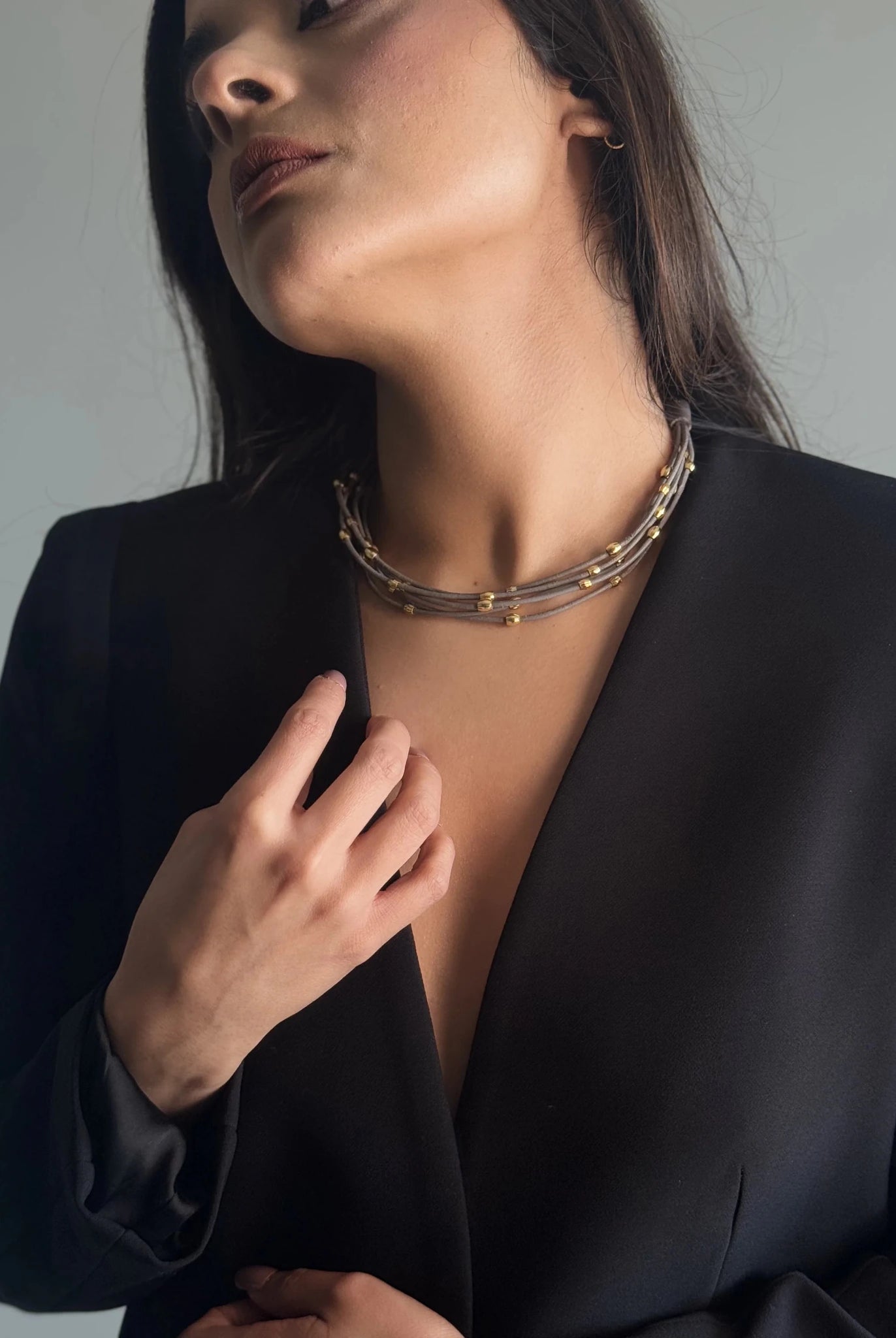 Orbit Neckpiece - CiceroniNeckpieceNoupelle