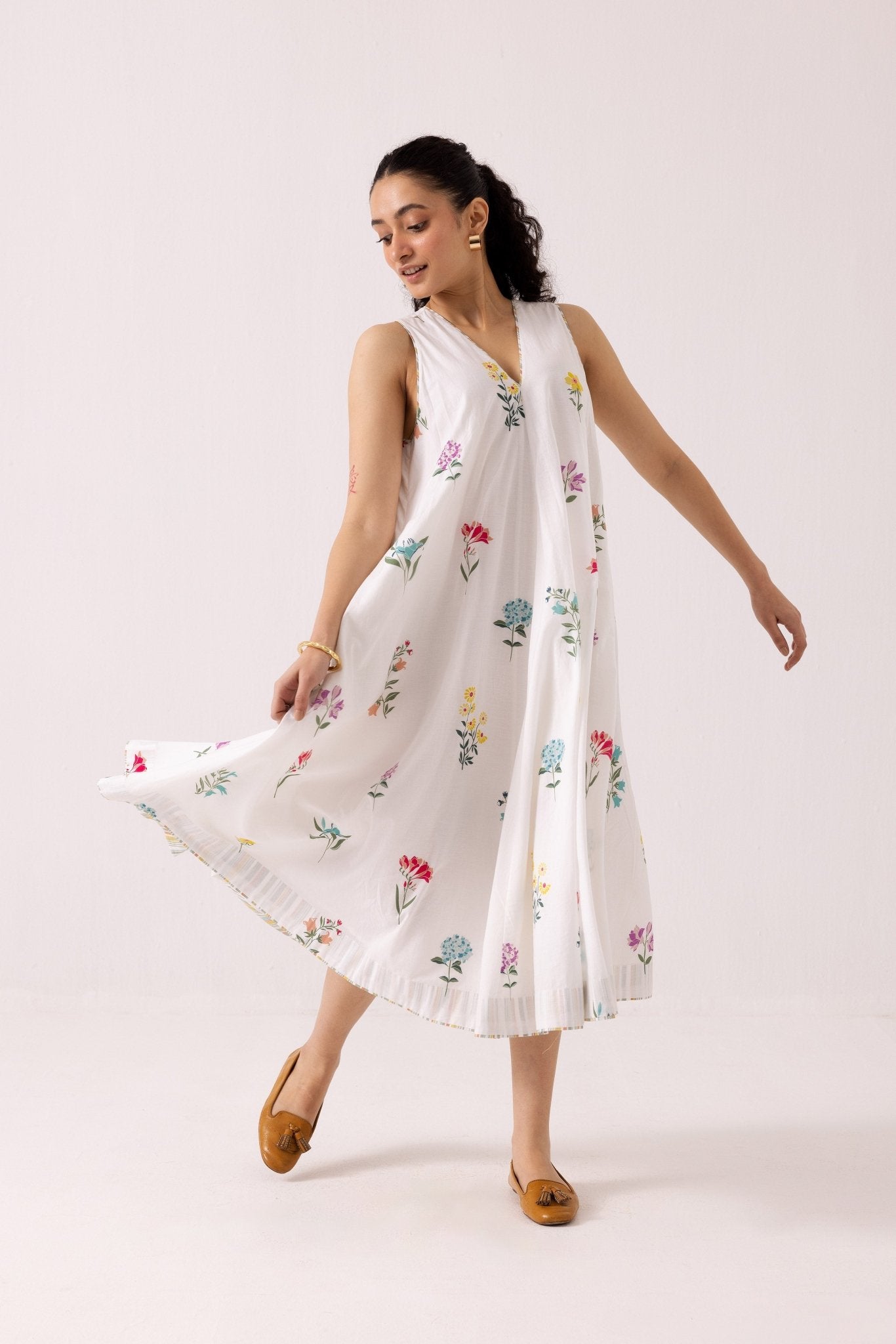 Orchid Dress - White - CiceroniJacket, DressLabel Shreya Sharma