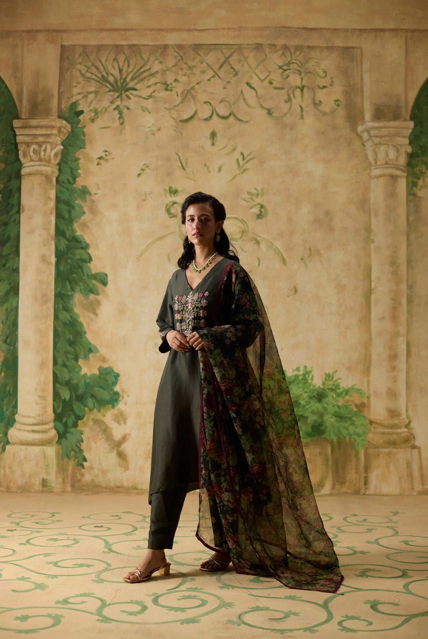 Orchid Kurta Set - Charcoal Grey - CiceroniKurta Set, Festive WearKhyati Rughani