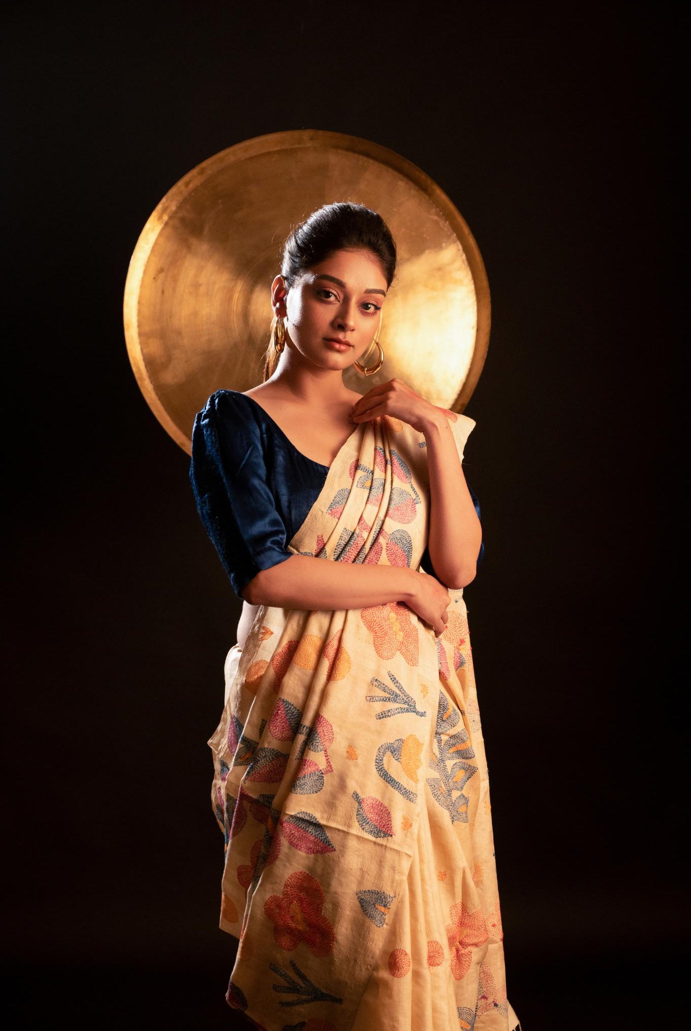 Oshibana - CiceroniSareeIra