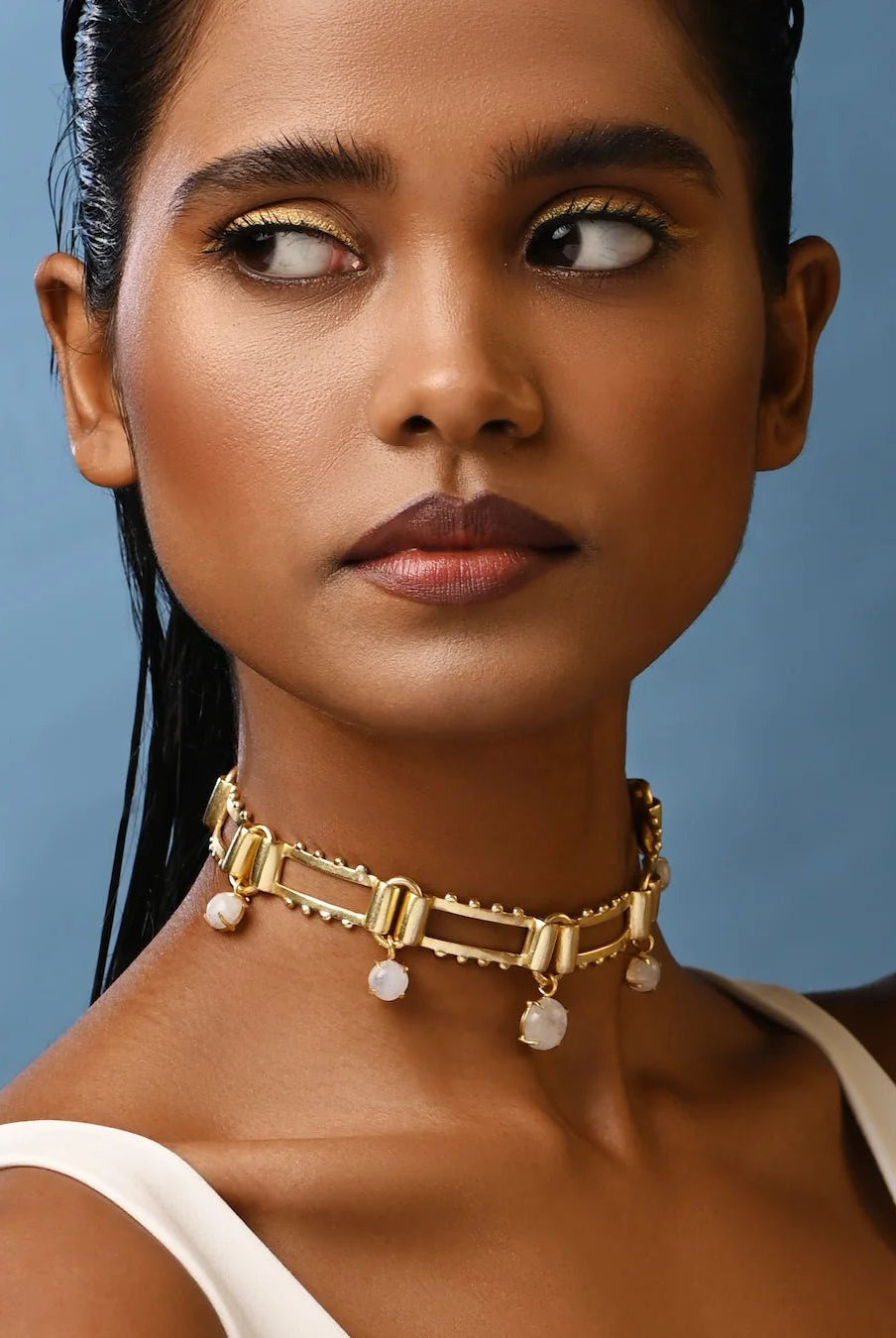 Palisade Choker - Gold and Moonstone - CiceroniNeckpieceBatoki