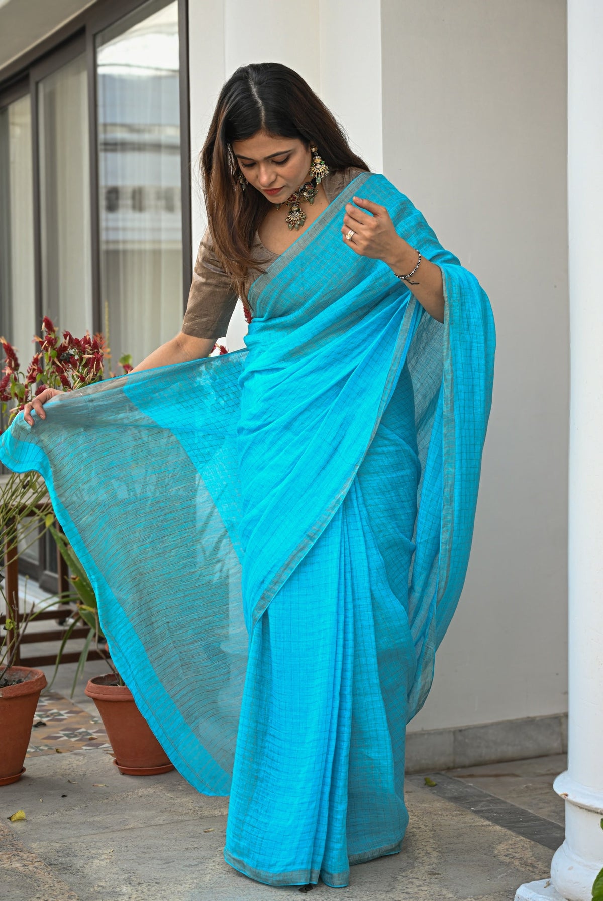 Pallu — Nitya - Handwoven Checkered Linen Saree, Silver Zari - CiceroniSareePallu