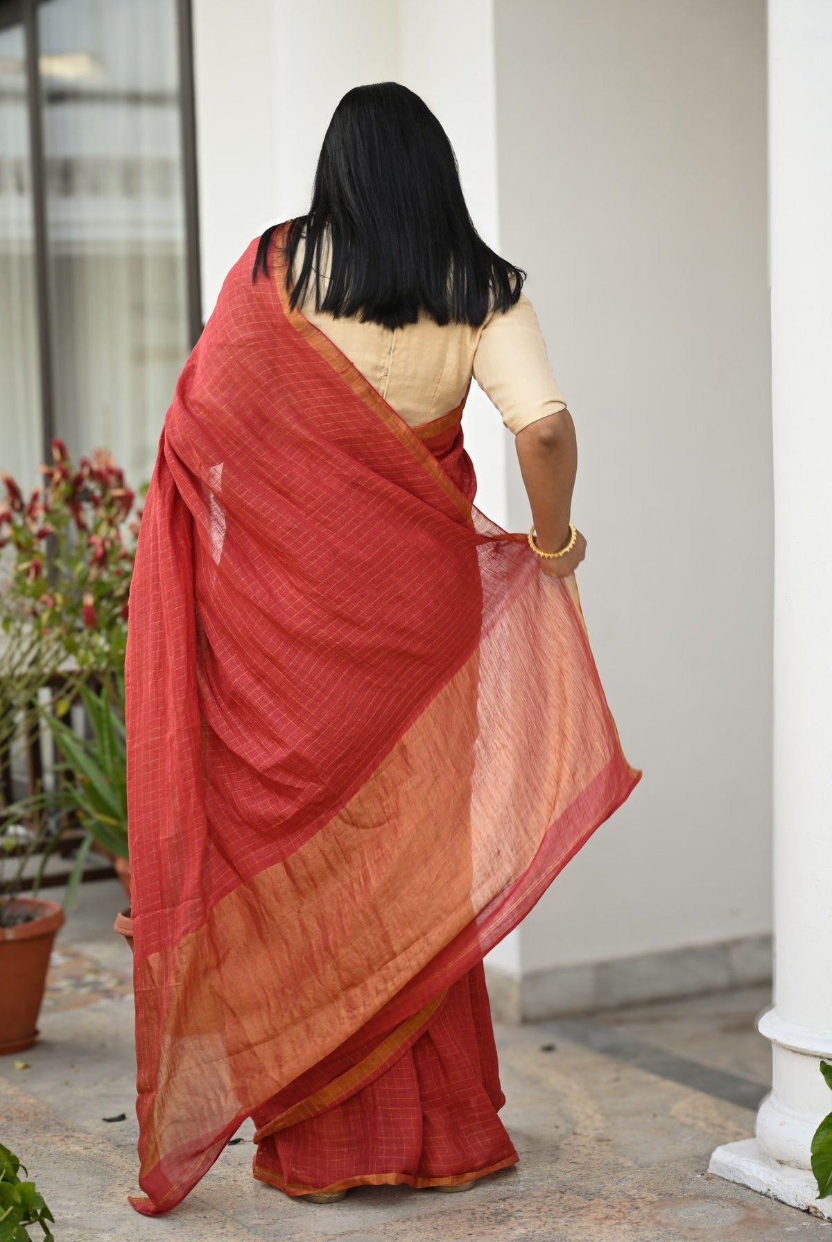 Pallu — Sindoor - Handwoven Chekered Linen Saree - CiceroniSareePallu