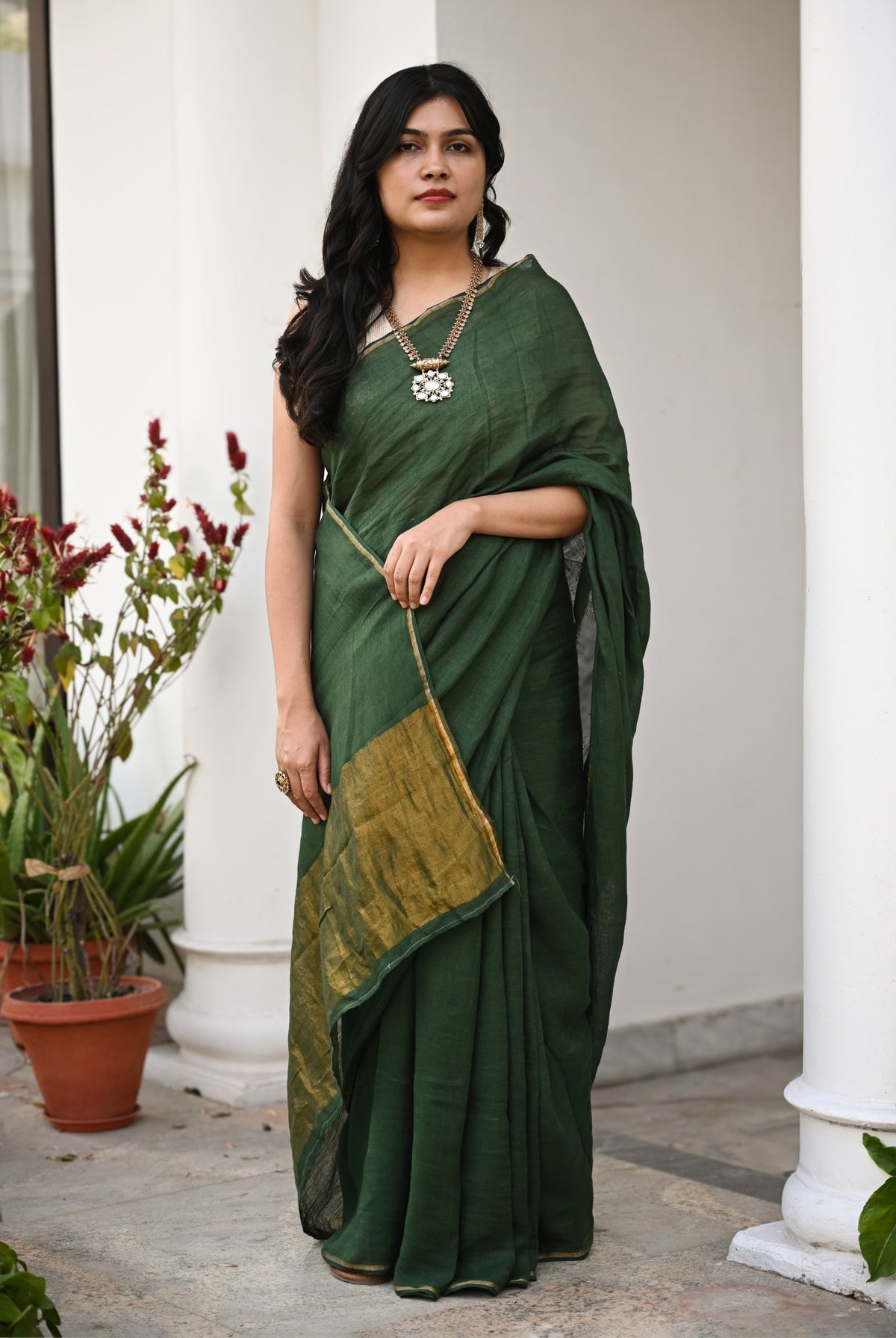 Pallu — Teej - Solid Linen Handwoven Linen Saree - CiceroniSareePallu