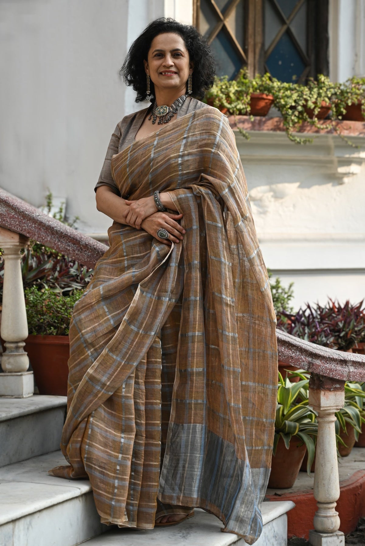Pallu — Zinnia Tartan Check Handwoven Linen Saree - CiceroniSareePallu