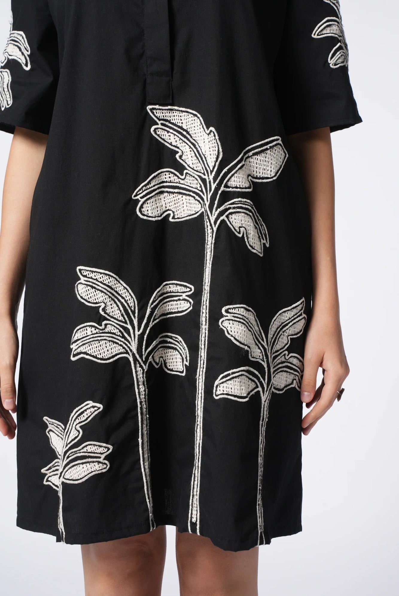 Paradise Palm Black Dress - CiceroniDressesEkastories