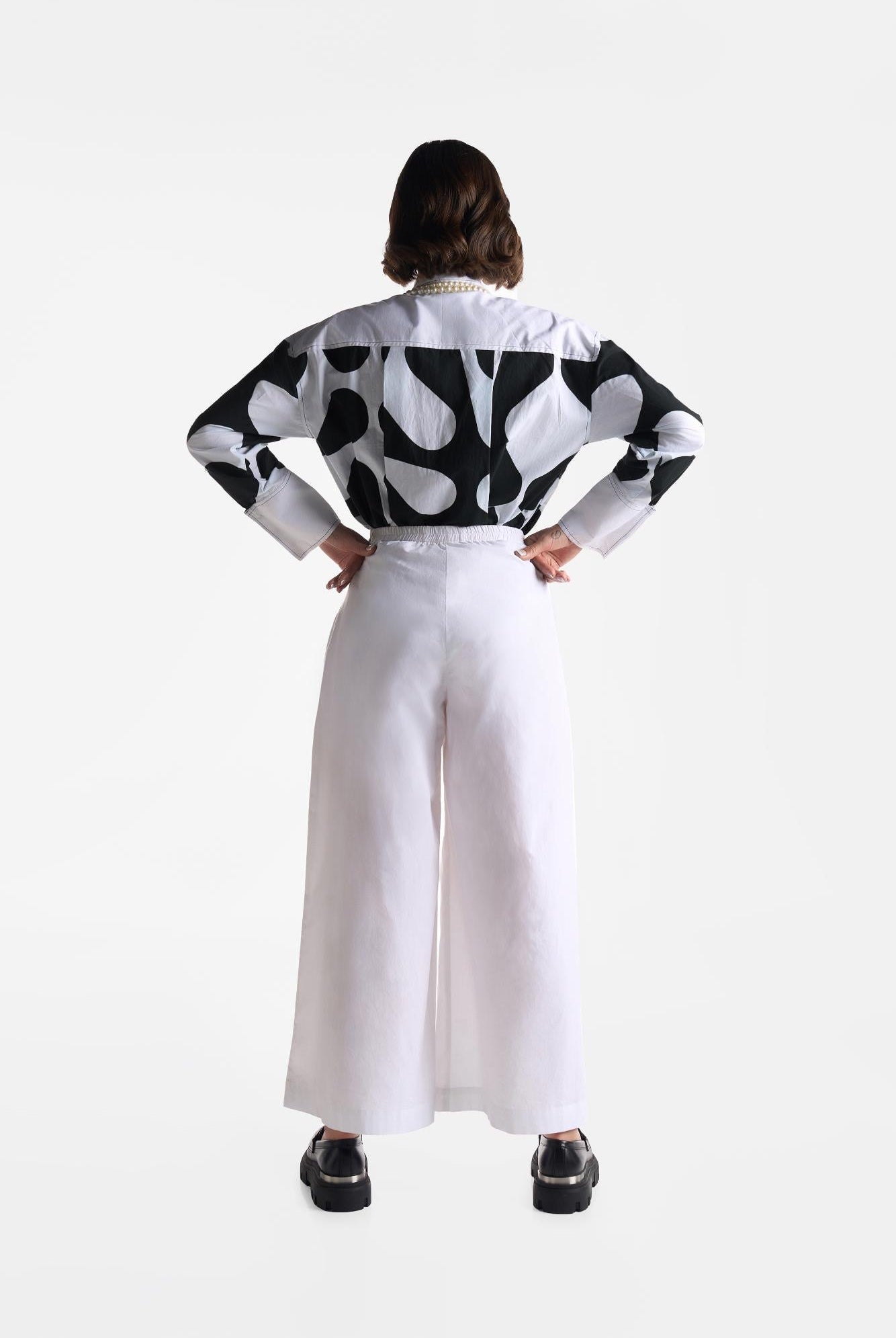 Pearl White Pants - CiceroniPantsEkastories