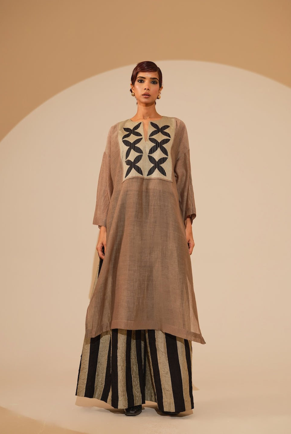 Pebble Tunic - Taupe and Black - CiceroniKurta, Festive WearStoique