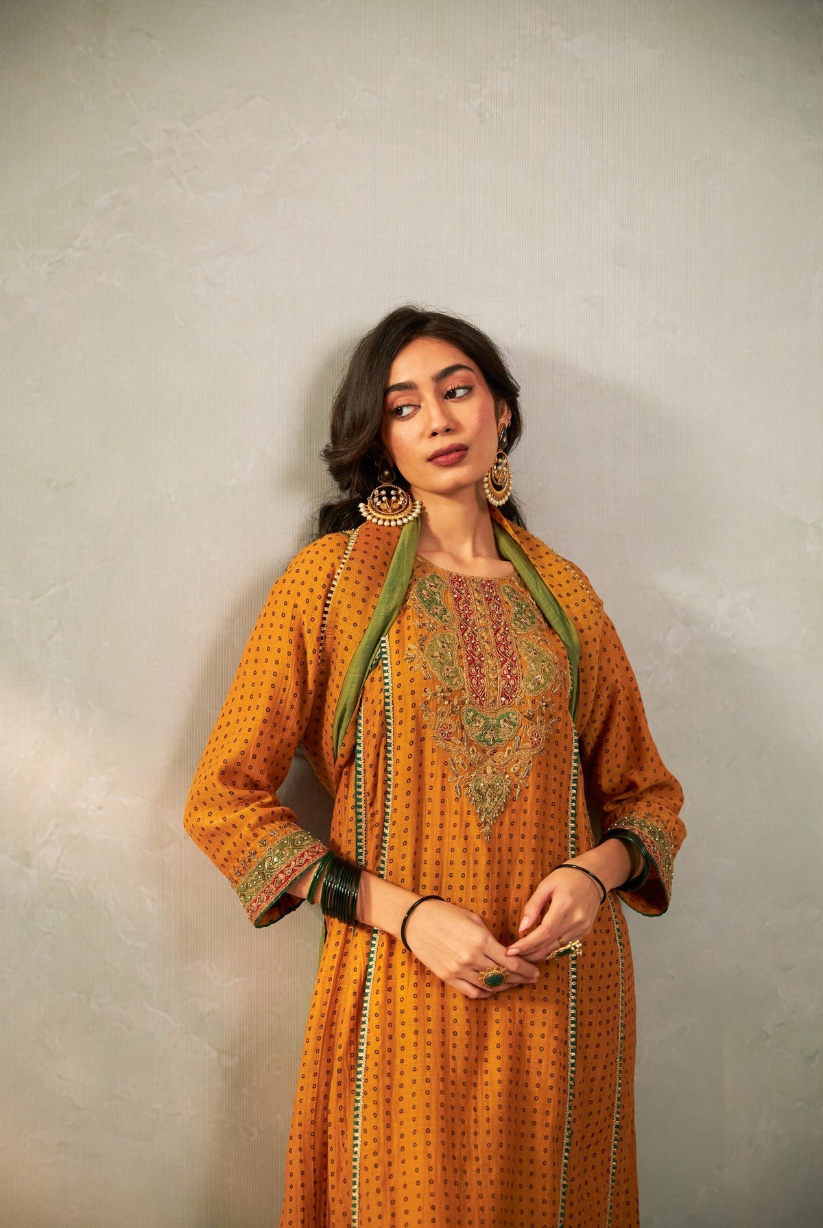 Peeli Pataka Embroidered Kurta Set- Set of 3 - CiceroniKurta Set, Festive WearPants and Pajamas