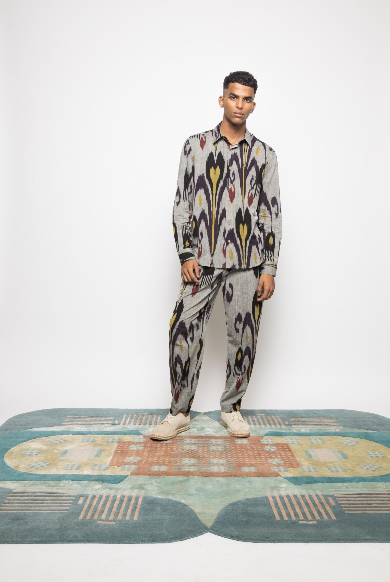 Pleated Barrel - Leg Pants - Grey - CiceroniPantsAnushé Pirani