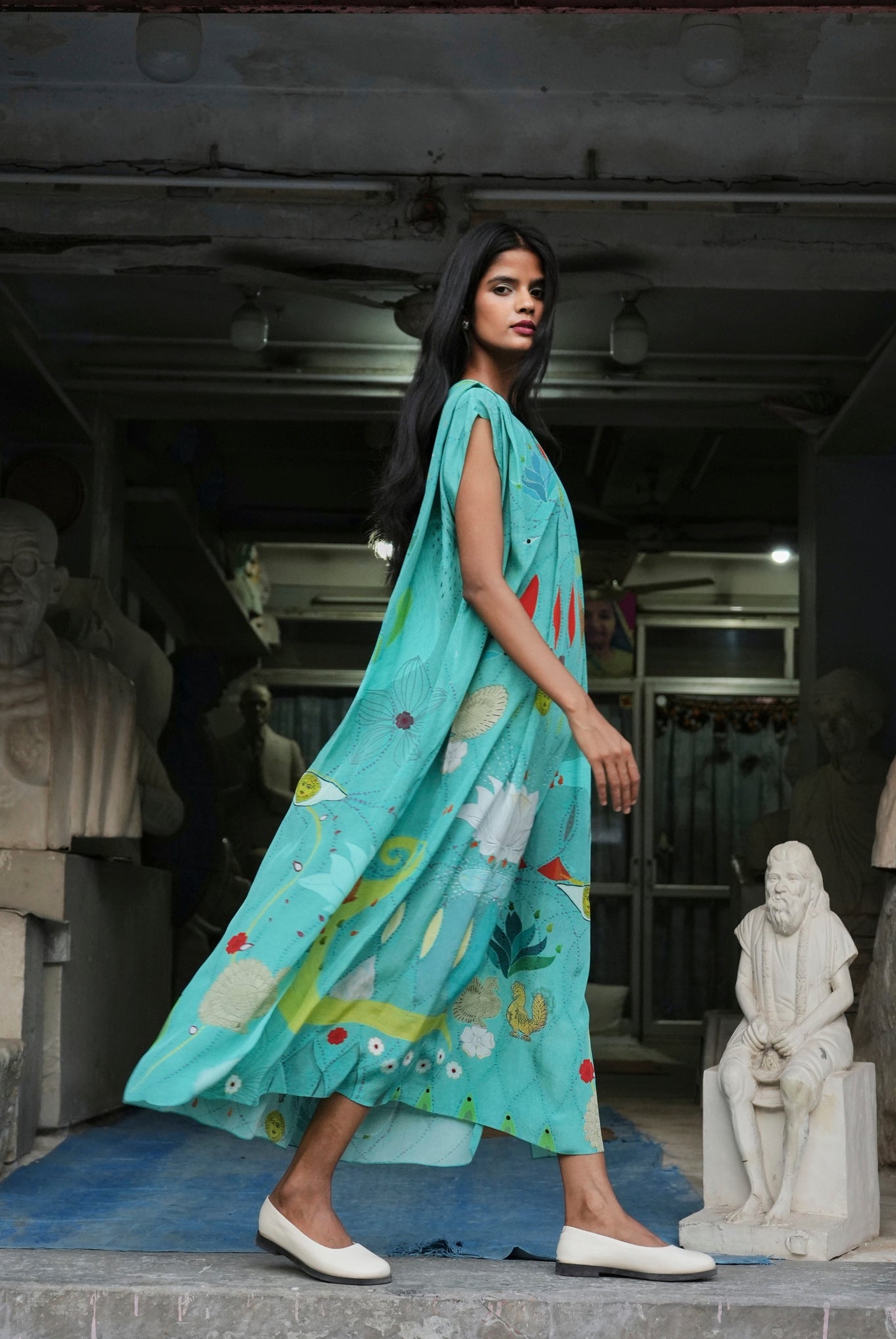 Pleated Crepe Kaftaan In Chetti Green Crepe - CiceroniDressesNIKYTA