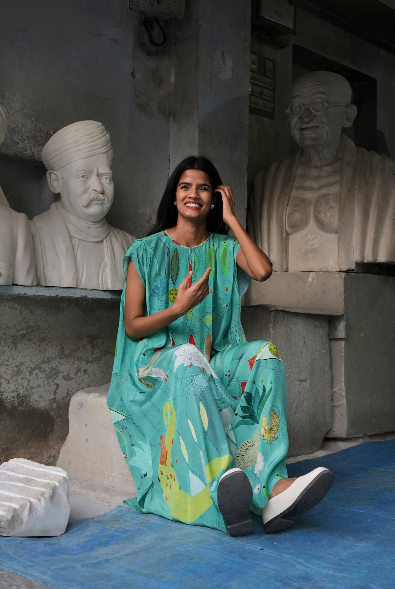 Pleated Crepe Kaftaan In Chetti Green Crepe - CiceroniDressesNIKYTA