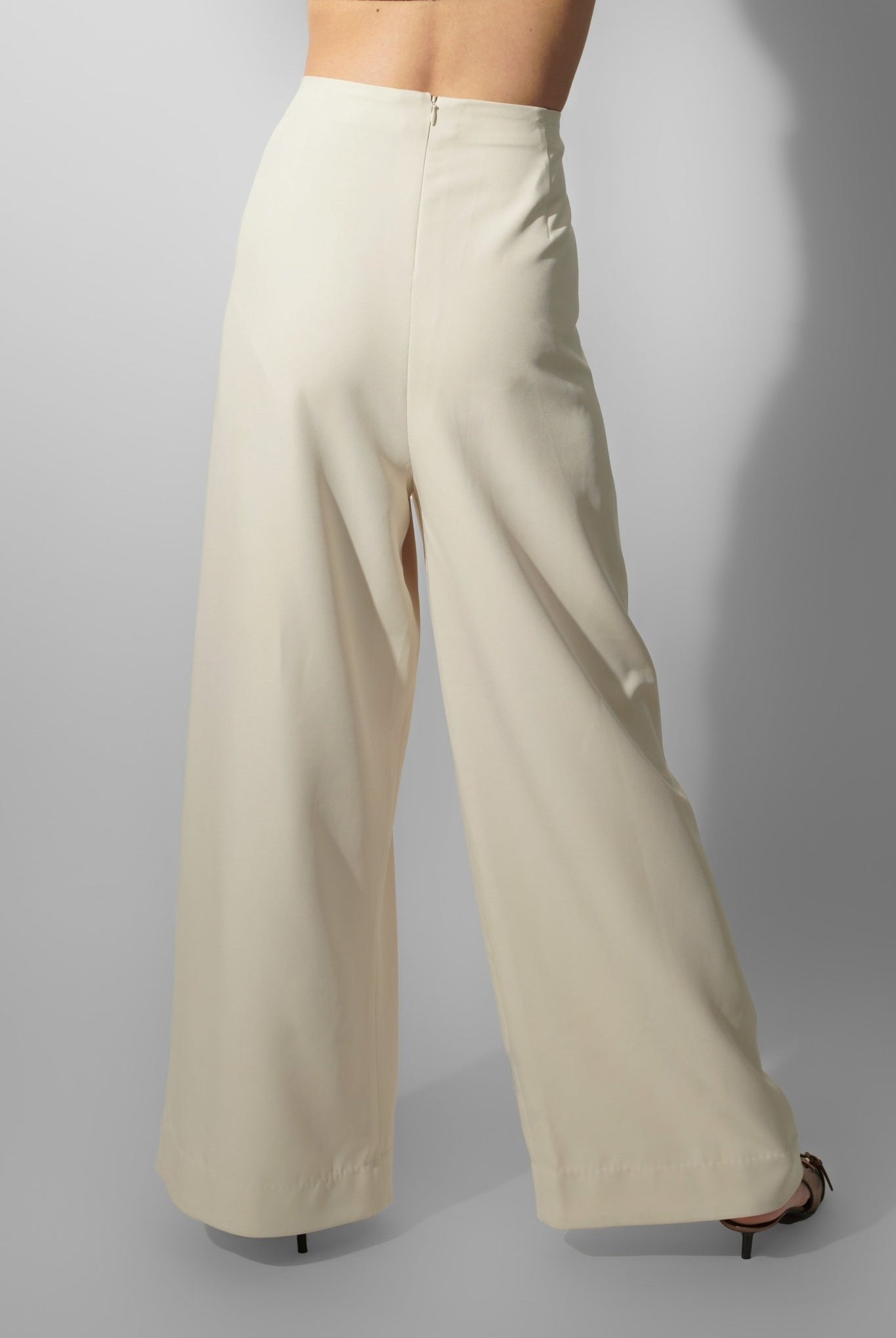 Pleated Pants - CiceroniPantsPriyanca Khanna
