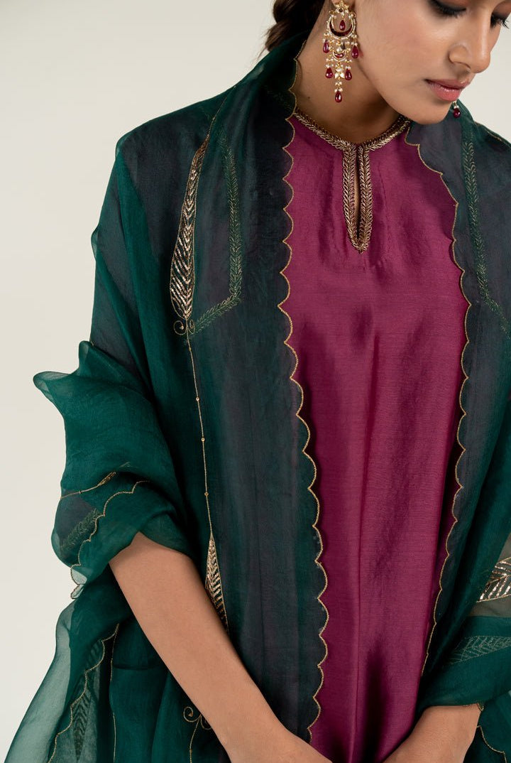 Plum Zainab Kurta Set with Shama Odhani - CiceroniKurta Set, Festive WearNirjara