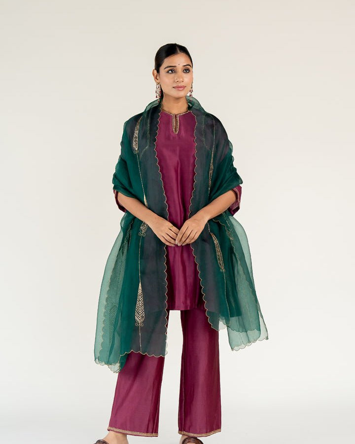 Plum Zainab Kurta Set with Shama Odhani - CiceroniKurta Set, Festive WearNirjara