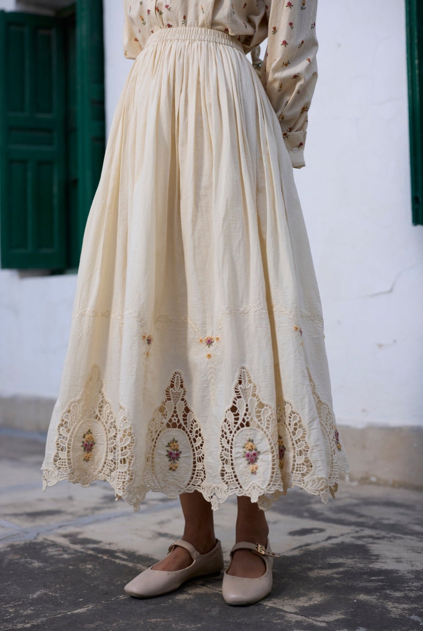 Primrose Skirt - Ecru and Red - CiceroniSkirtsKhyati Rughani