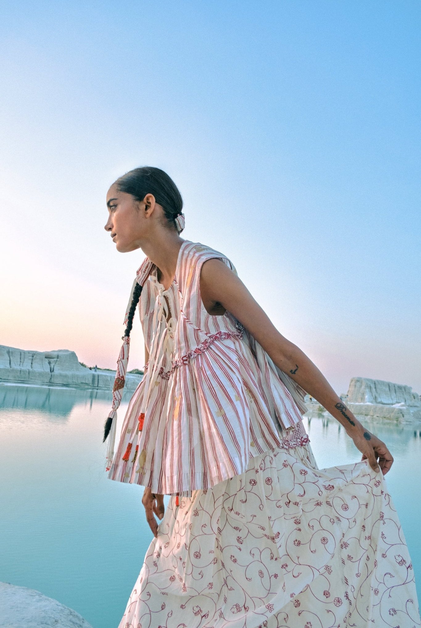 Pwint Tie - up Top - CiceroniTopsAhmev