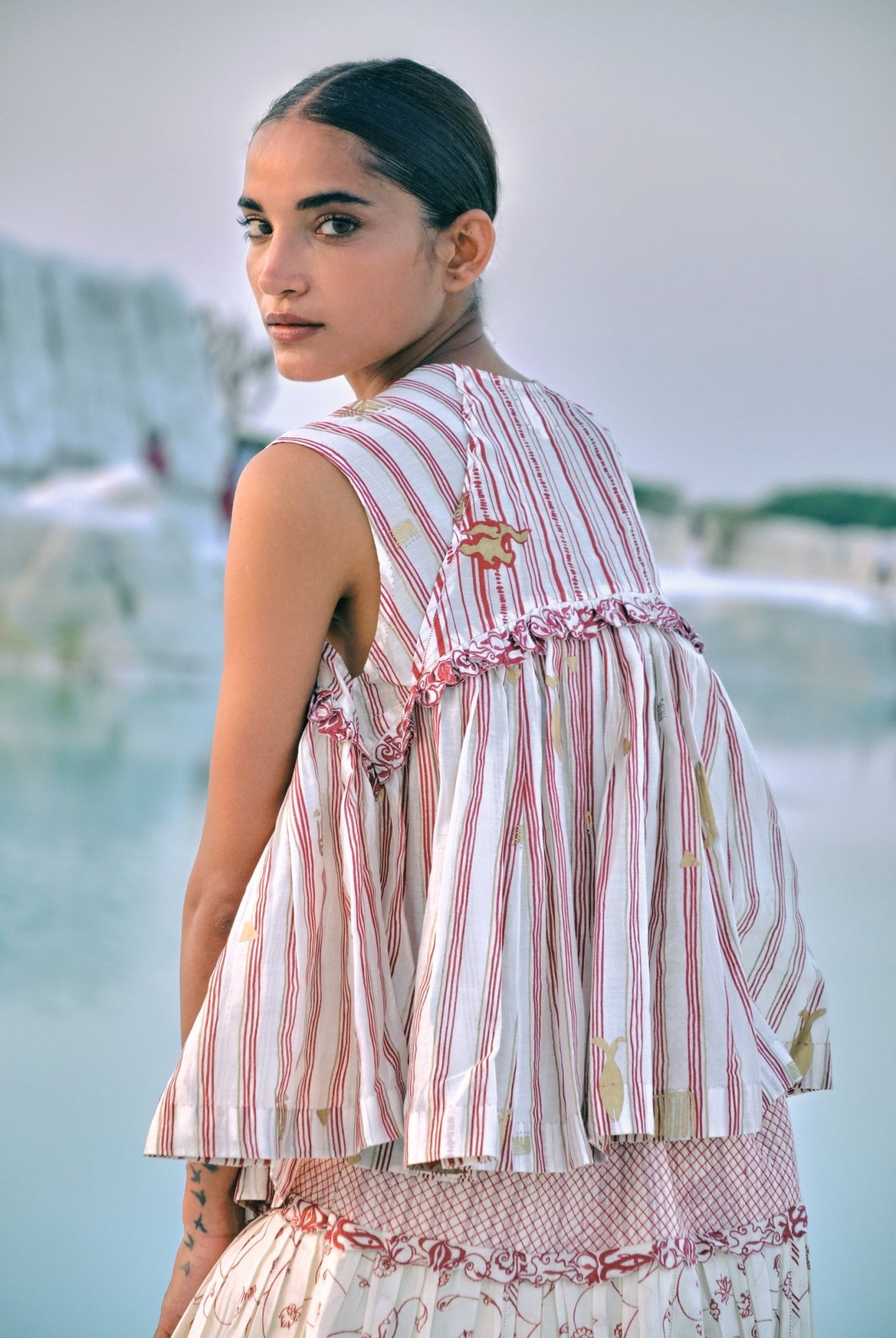 Pwint Tie - up Top - CiceroniTopsAhmev