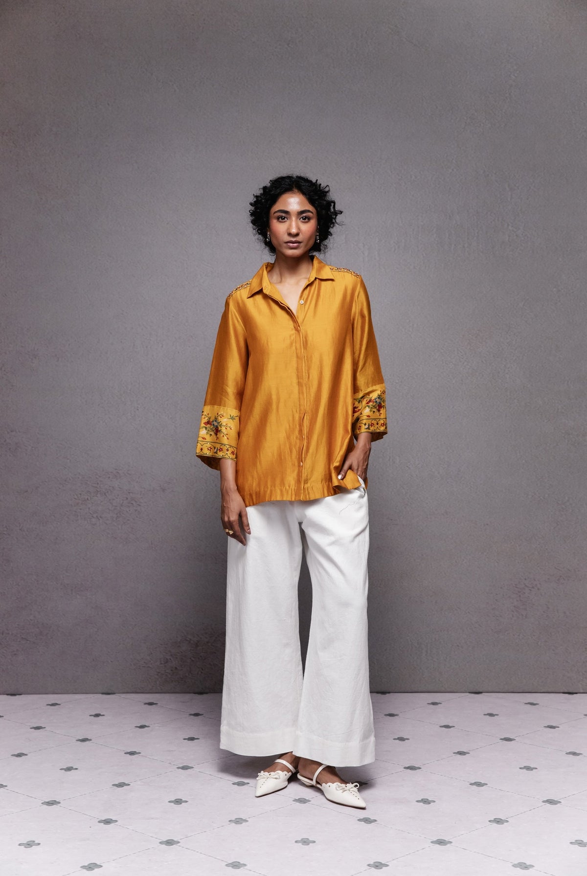 Raha Shirt in Mustard - CiceroniWomen ShirtsSubbah