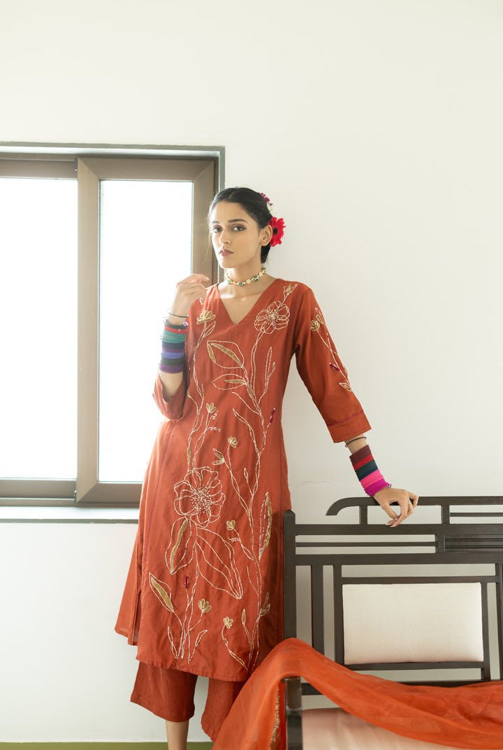 Rajasvi Embroidered Kurta Set - CiceroniKurta Set, Festive WearSilai Studio