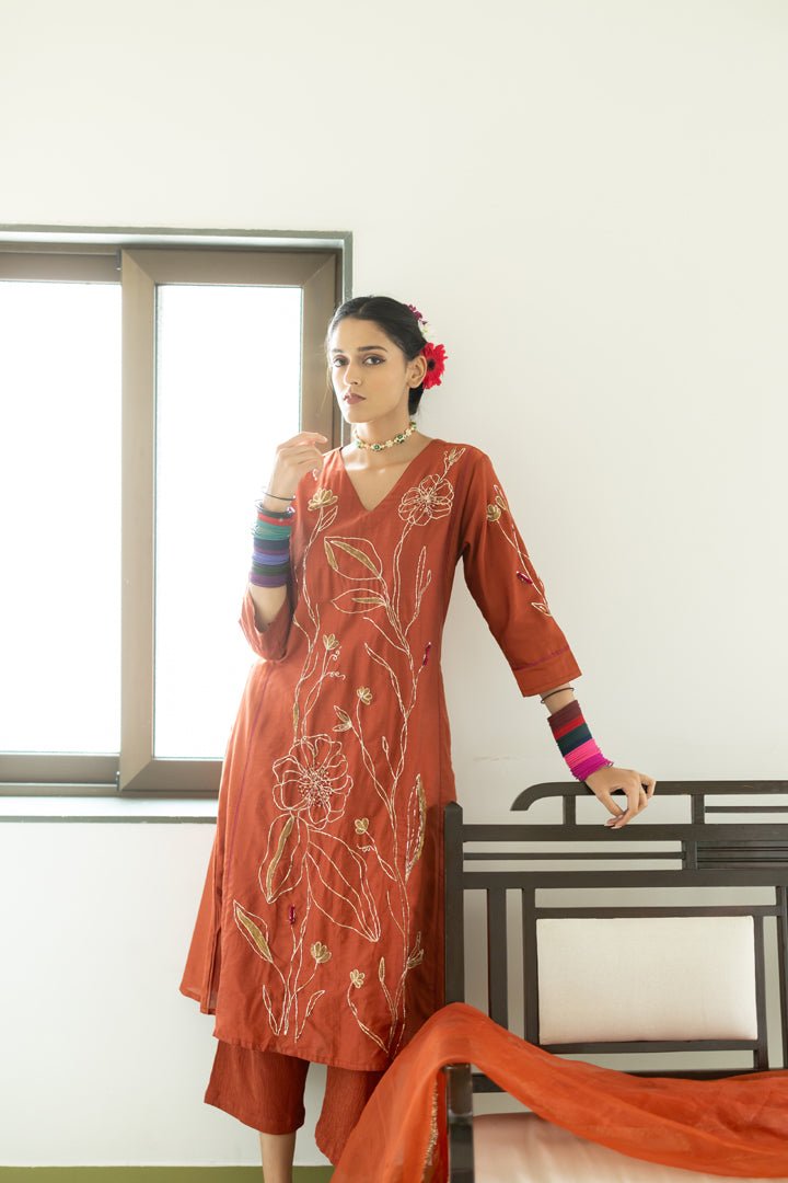 Rajasvi Embroidered Kurta Set - CiceroniKurta Set, Festive WearSilai Studio