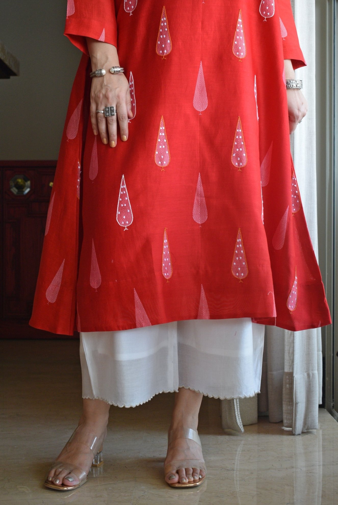 Red Chanderi Kurta with Off White Chanderi Scallop Pyjama - CiceroniKurta Set, Festive wearHouse of Moxa