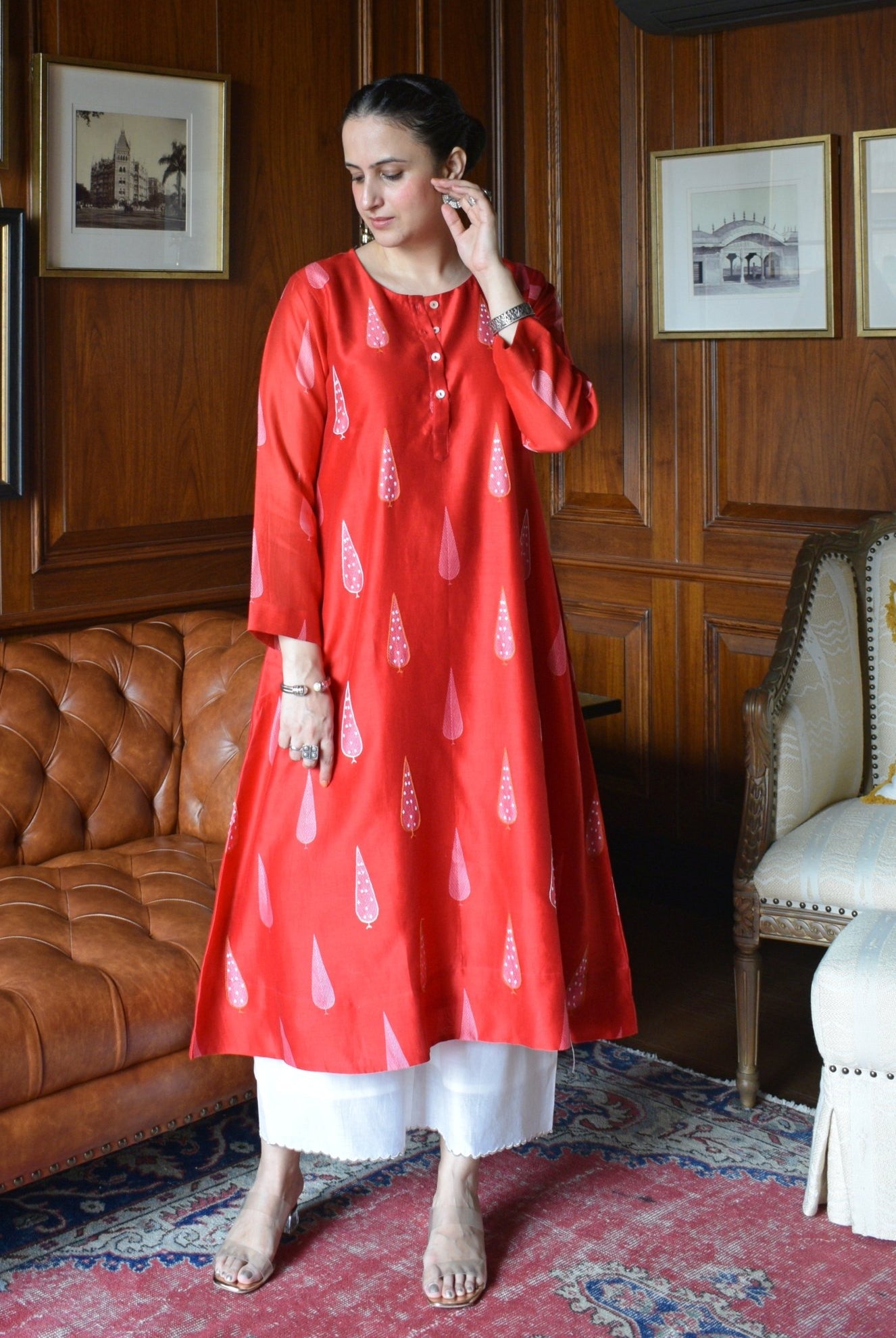 Red Chanderi Kurta with Off White Chanderi Scallop Pyjama - CiceroniKurta Set, Festive wearHouse of Moxa