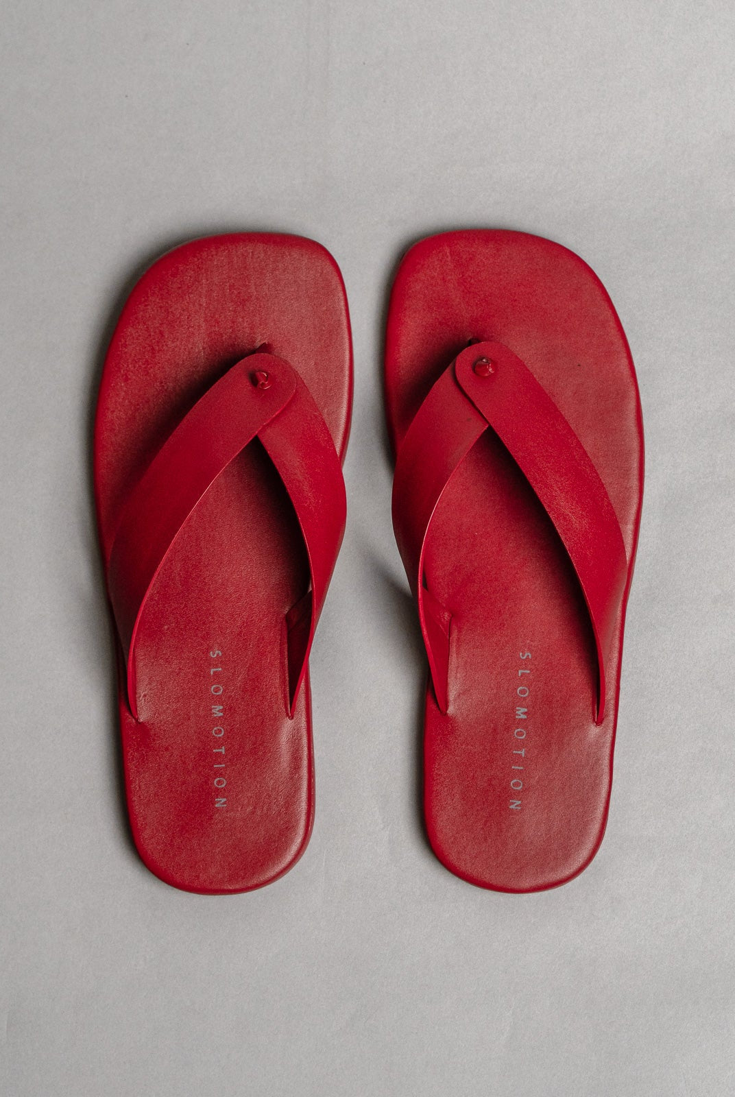 Red Knot Flip Flops - Women - CiceroniFlatsSlomotion