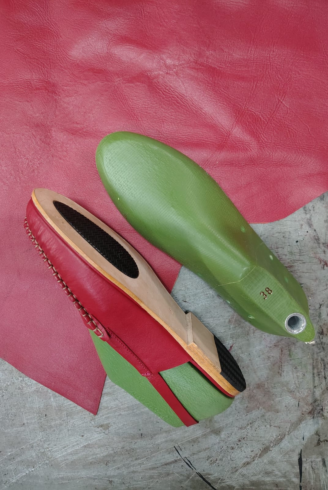 Red Mule Loafers - Women - CiceroniSandalsSlomotion