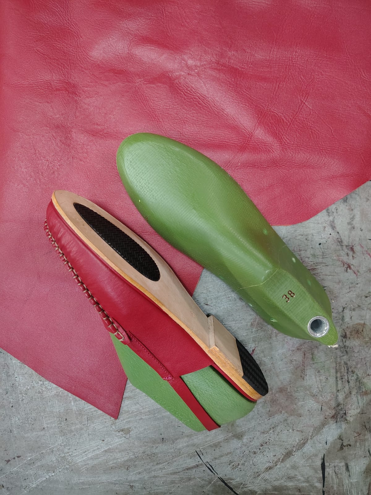 Red Mule Loafers - Women - CiceroniSandalsSlomotion