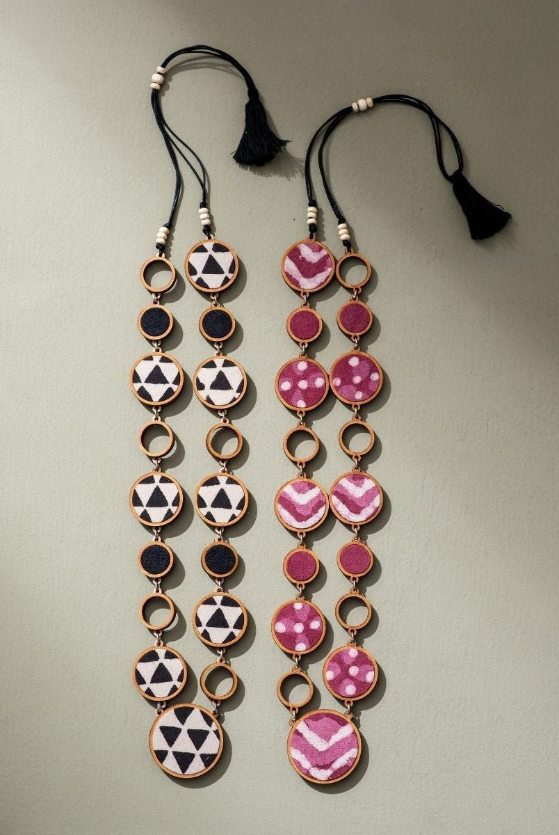Reversible 2-In-1 Pink Black Necklace - CiceroniNecklaceWhe by Abira