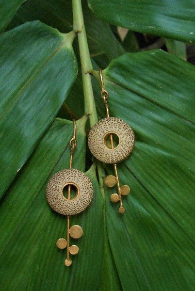 RHEA Gold Dot Fall - CiceroniEarringsBaka