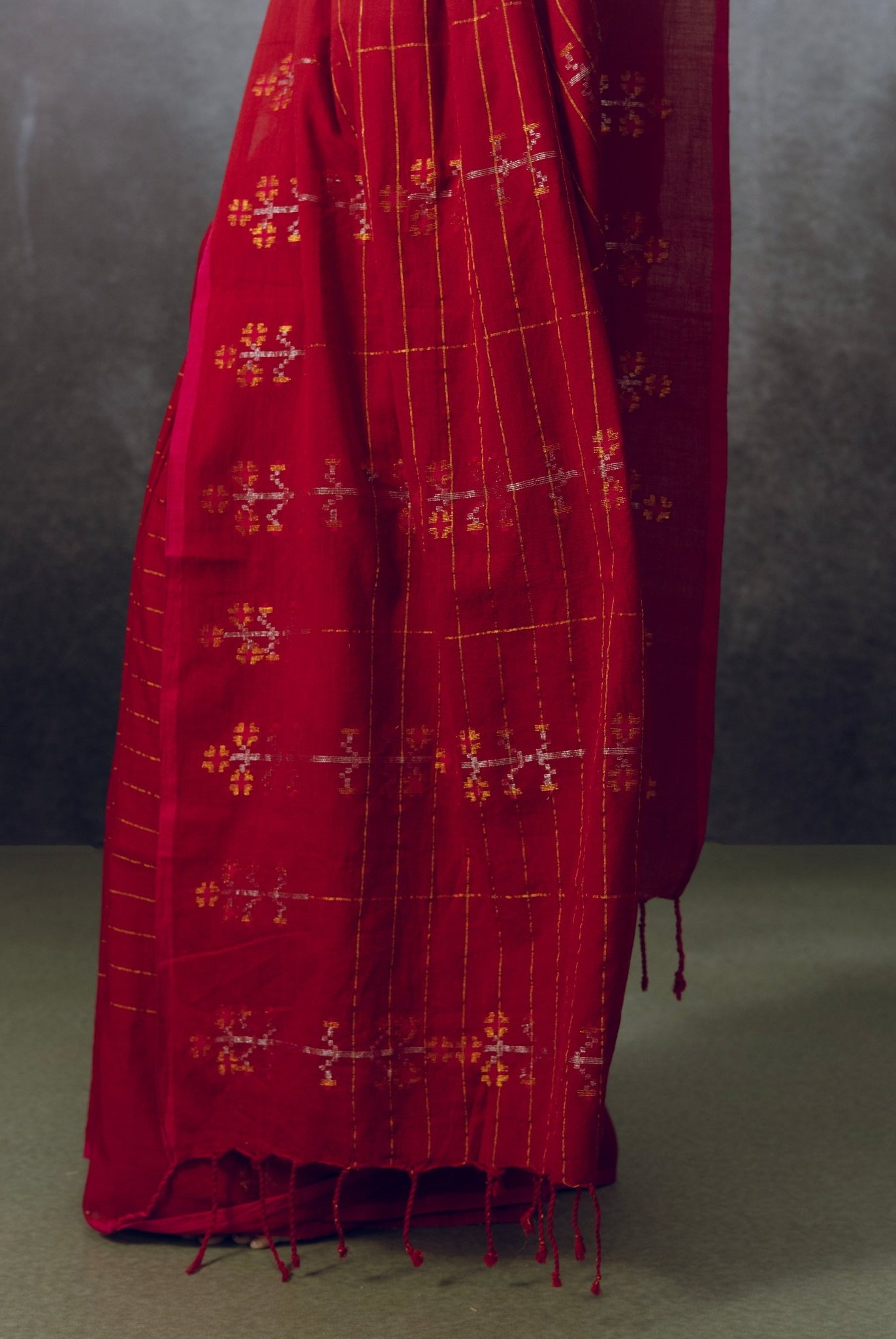 Roktokorabi Saree - CiceroniSareeGulmohar Calcutta