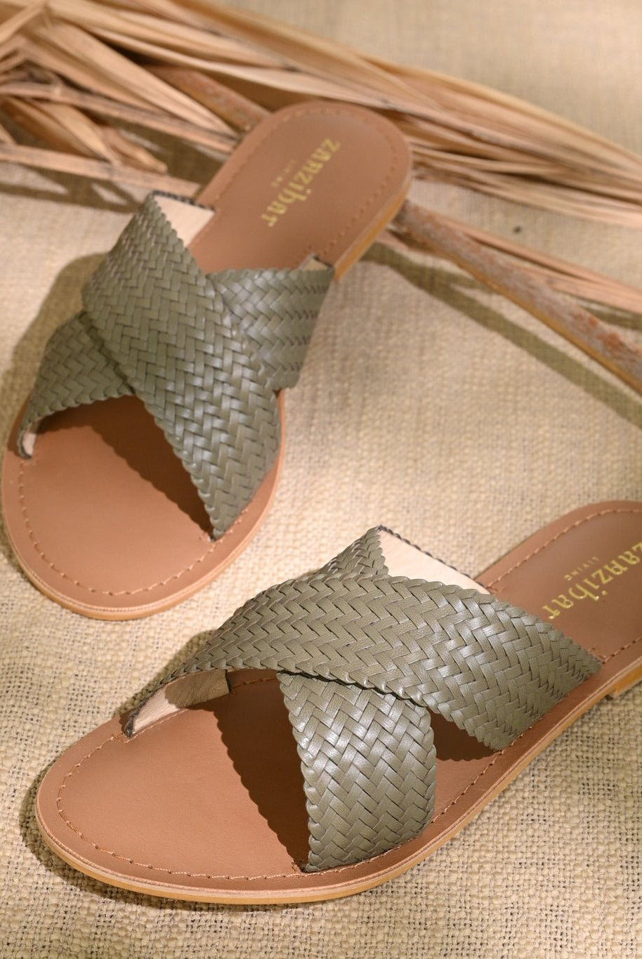 Rovers In Green - CiceroniFlatsZanzibar Living