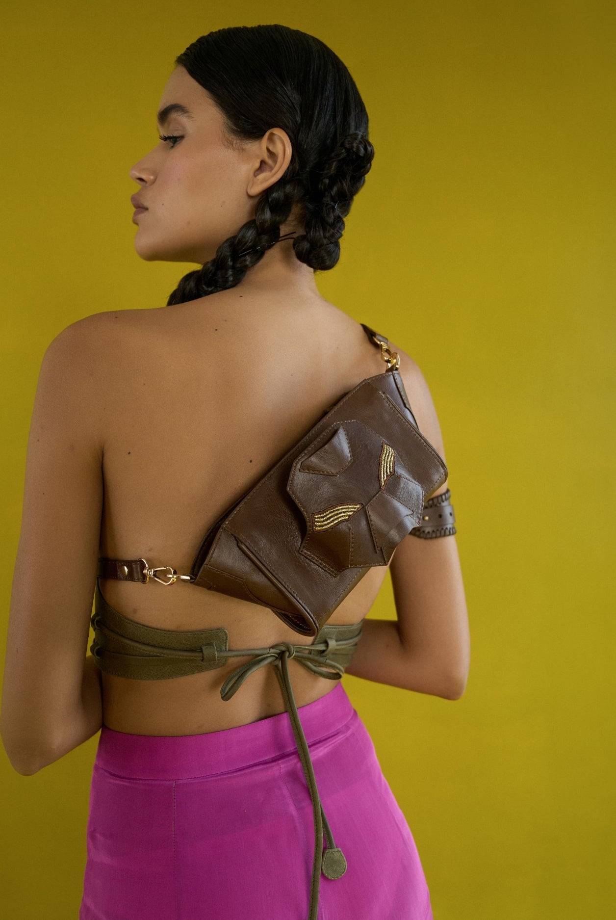 Rudra Wristlet in Tan - CiceroniWalletEconock