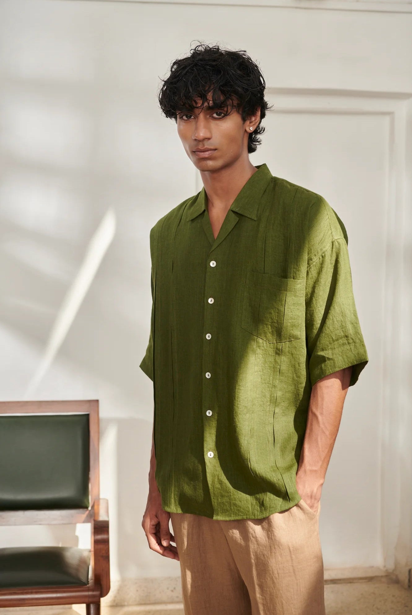 Safari Linen Men's Pleated Camp Collar Shirt - CiceroniShirtSaphed